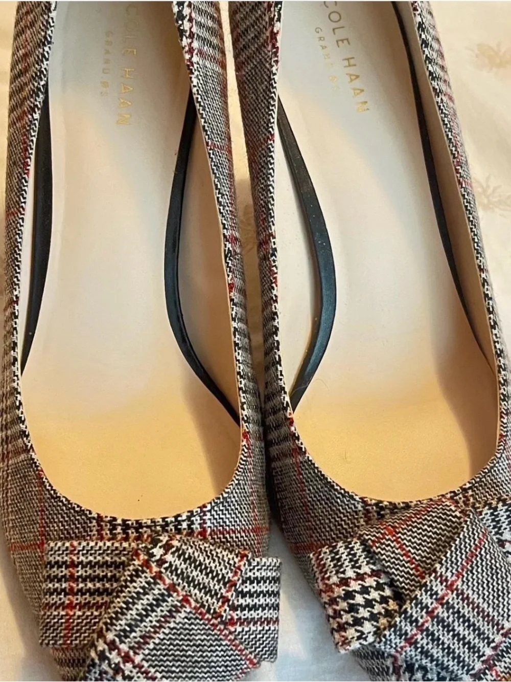 Cole Haan Plaid Bow high heels in Black, Brown, Red. + A LITTLE GIFT 🎁